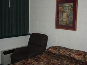 Green Country Inn