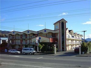 Picton Beachcomber Inn
