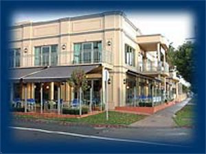 Parklake Motor Inn