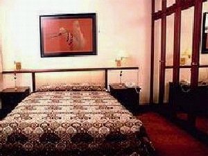 Paulista Wall Street Suites
