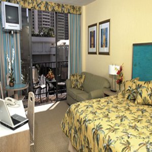 Aqua Palms And Spa