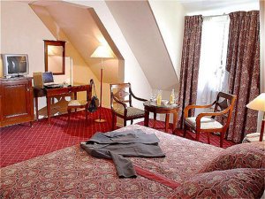 Mercure Pont L'eveque 3m