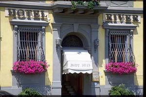 Hotel River