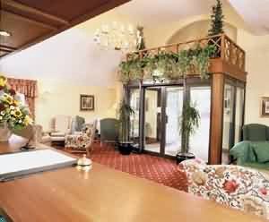 Witney Four Pillars Hotel